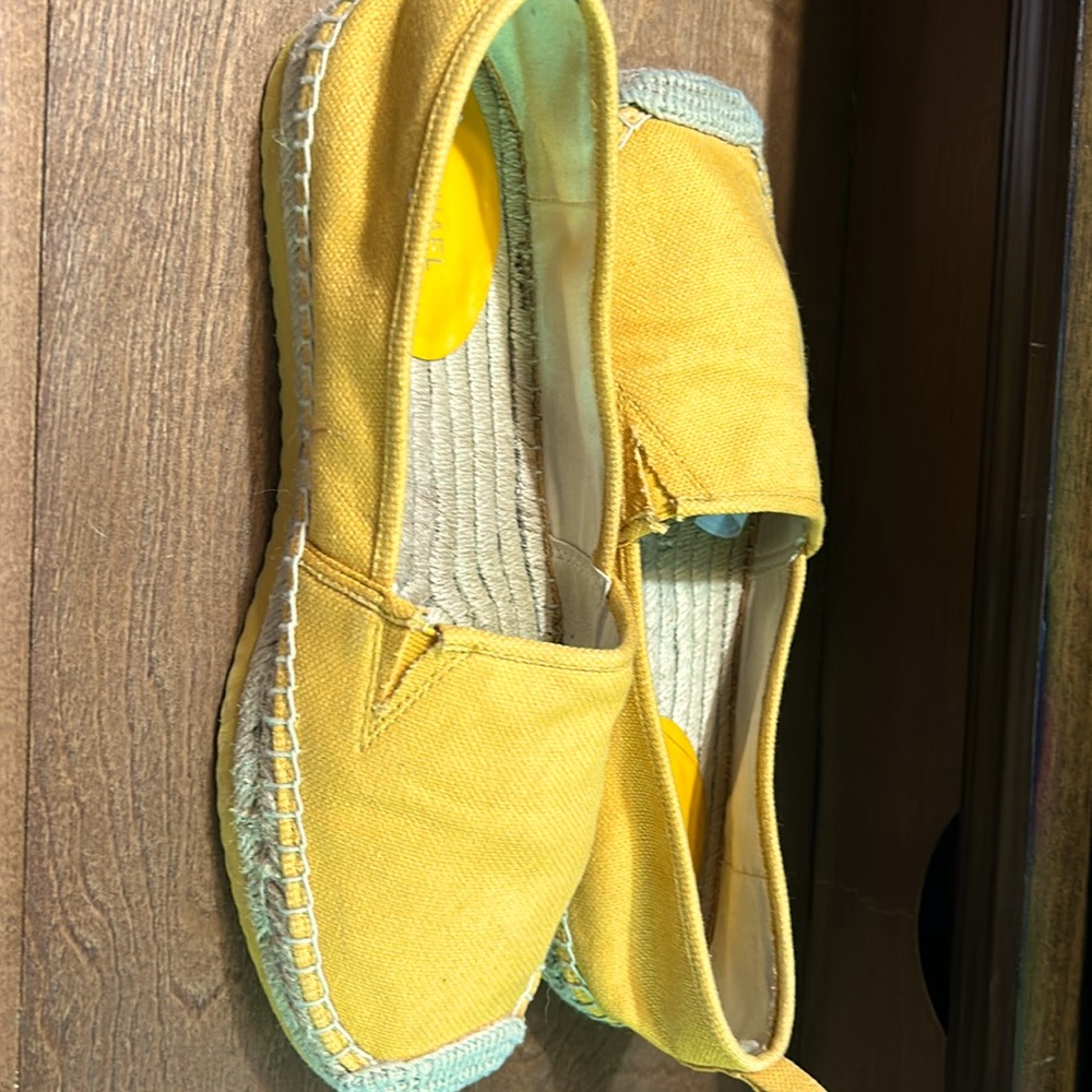 MICHAEL KORS Women's  Espadrille Flats Shoes mustard yellow Size 9